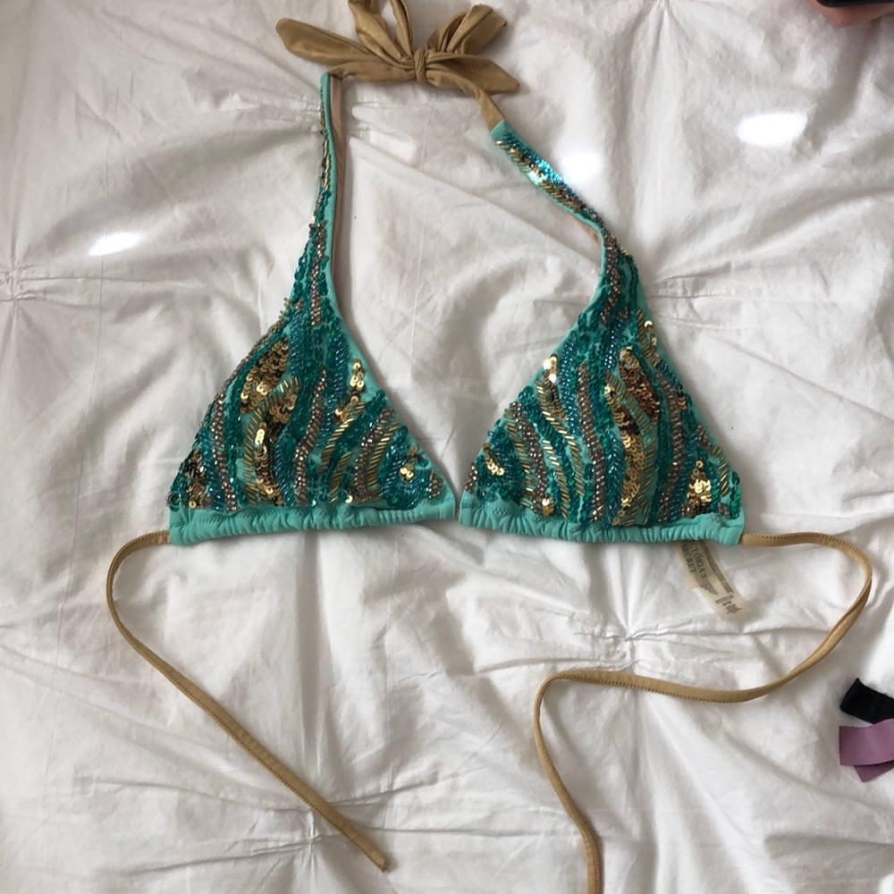 Beautiful Victorias Secret bathing suit top